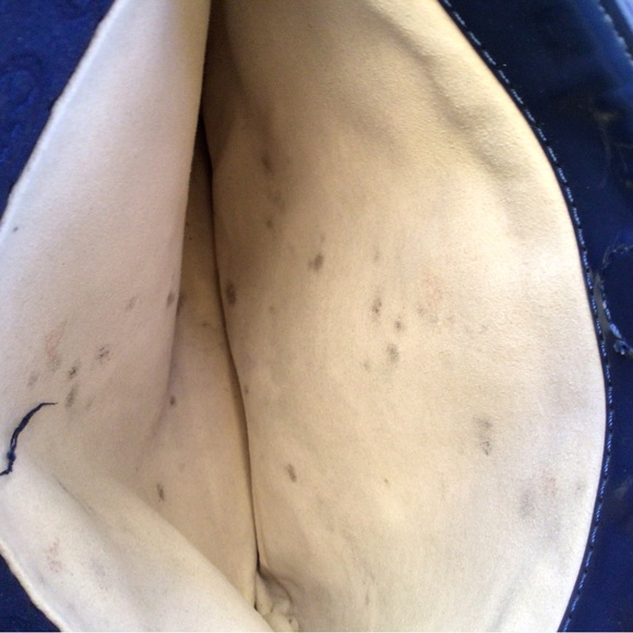 ❌️SOLD❌️ Michael Kors Neon Blue Neoprene Messenger Crossbody Bag - Picture 9 of 12